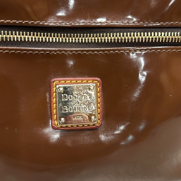 Dooney & Bourke Brown Patent Leather Large Handbag Bag - Picture 2 of 14